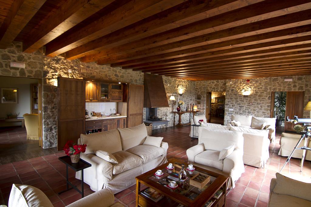 Hotel Restaurante El Ventos Sant Felíu de Pallarols 외부 사진