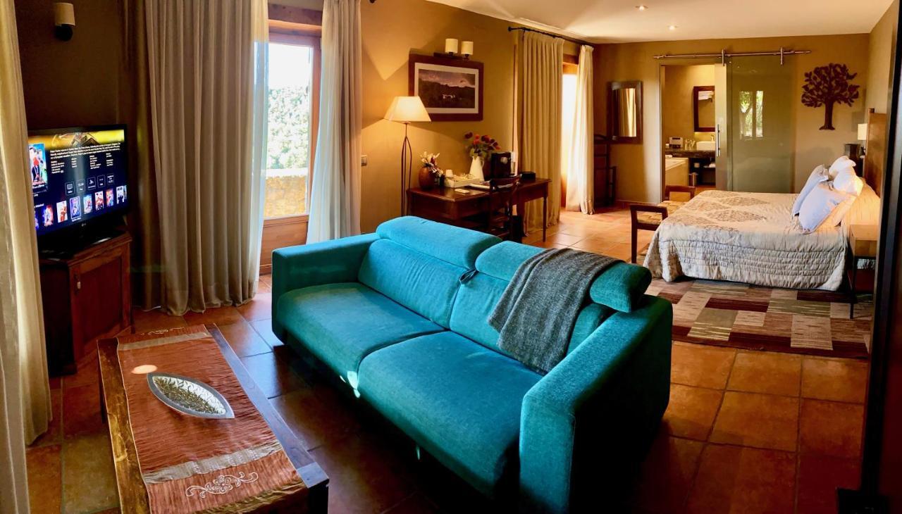 Hotel Restaurante El Ventos Sant Felíu de Pallarols 외부 사진